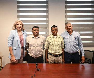 DIF Cajeme atiende y reúne con su familia a joven en situación de calle tras 14 años.