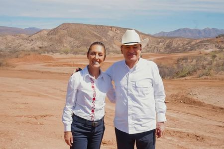 Gobernador Durazo y Presidenta Sheinbaum impulsan la conectividad rural en Sonora con carreteras y caminos artesanales