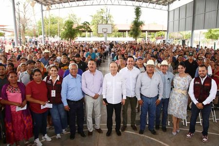 Con inversión social histórica, transporte renovado y calles rehabilitadas, Gobernador Durazo cumple a familias del sur
