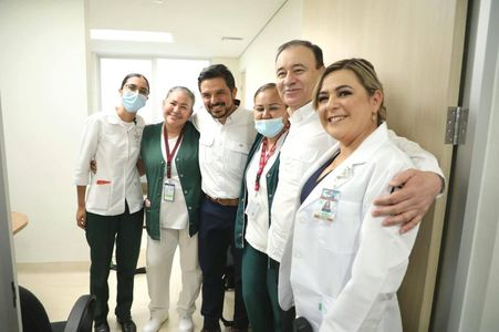 Cumple Gobernador Durazo a trabajadores de la salud; avanza solución a demandas laborales
