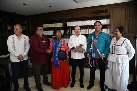 Gobernador Durazo respalda a comunidad Seri con mecanismo para eficientar actividad cinegética