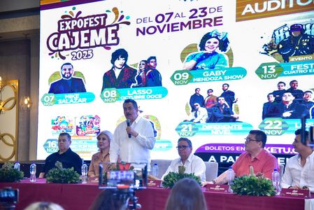 PRESENTAN ELENCO ARTÍSTICO DE LA EXPO FEST CAJEME 2025