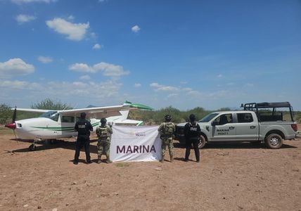 Aseguran una avioneta tipo CESSNA, en el municipio de Cajeme, Sonora