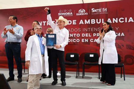 Gobernador Durazo cumple demanda histórica de Isssteson con nuevas ambulancias y relanzamiento de “Médico en Casa”