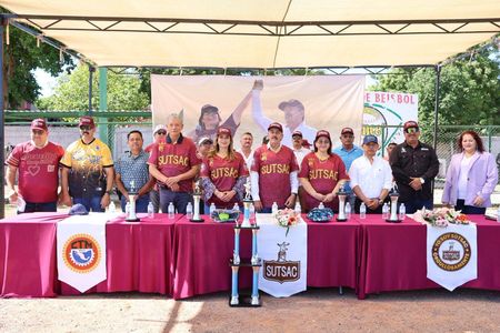 Encabeza Javier Lamarque inauguración de la Liga Interna de béisbol y slow pitch femenil del SUTSAC