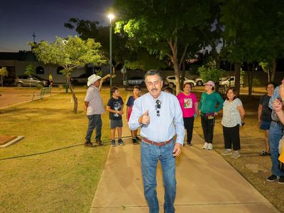 Avanza Cajeme en iluminación de parques, plazas públicas y unidades deportivas: Javier Lamarque