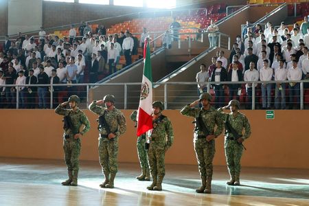 Realizan sorteo del servicio militar nacional a jóvenes 2007 y remisos