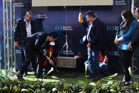 Colocan primera piedra de la empresa cartonera SMURFIT WESTROCK CONSUMER PACKAGING en Cajeme