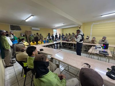 Tránsito municipal de Cajeme capacita a empleados en manejo seguro normatividad vial