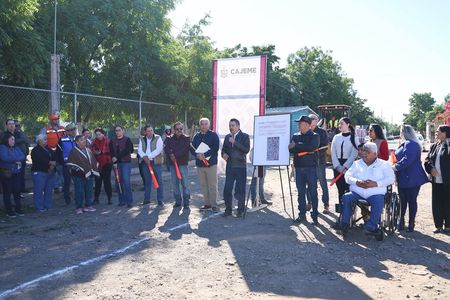 Continúa Javier Lamarque con más obras para el bienestar social, da banderazo en la colonia Kino