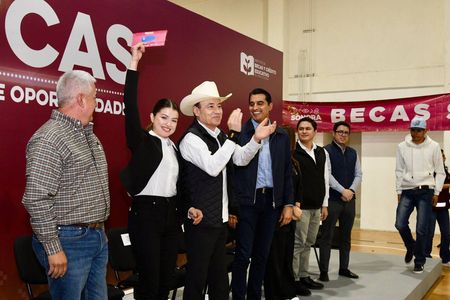Anuncia Gobernador Durazo convocatoria de becas Sonora de Oportunidades; van más de 600 mil estudiantes becados
