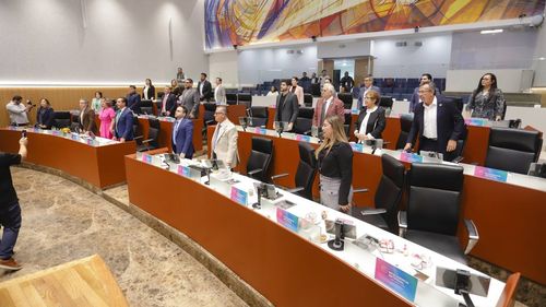 Aprueba Congreso de Sonora renuncia de regidor y turna iniciativa de Ley de Entrega-Recepción