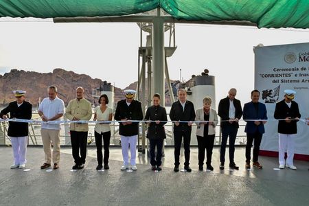 Sheinbaum y Durazo consolidan primer arrecife artificial del país con hundimiento ex buque