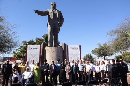 Conmemoran 220 aniversario de natalicio del expresidente Benito Juárez García