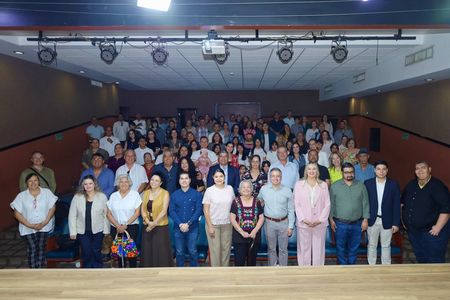 Estrena Omar Del Valle Colosio documental que revive la historia de Cinthya y su lucha contra el cáncer