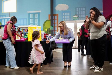 Encabeza Rocío Chávez festejo del Día de la Niñez en DIF Sonora
