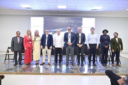 Gobernador Durazo expande inversión industrial en Nogales con inauguración de empresa Dormakaba