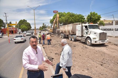 Anuncia Javier Lamarque obras de nuevo sistema de agua potable, alcantarillado, pavimentación y cruceros de concreto hidráulico en la colonia Benito Juárez.