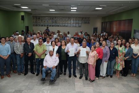 Con firma de convenio oficializa Javier Lamarque voluntad política para hacer justicia social al ejido Cajeme