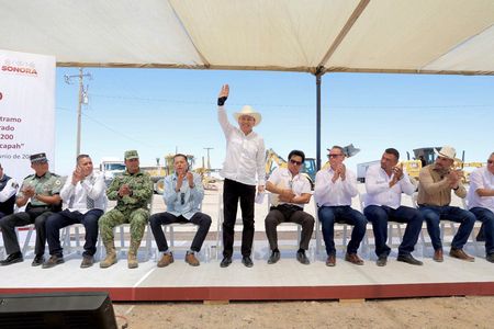 Arranca Durazo rehabilitación carretera clave para el desarrollo del noroeste de Sonora