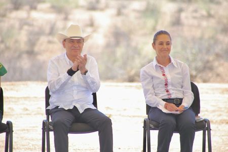 Avanza rehabilitación de carreteras en Sonora con impulso de Durazo y Sheinbaum