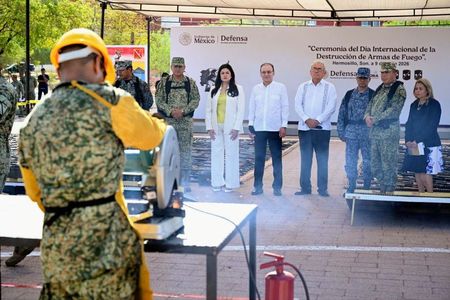 Refuerza Durazo acciones por la seguridad con destrucción de más de 900 armas aseguradas al crimen