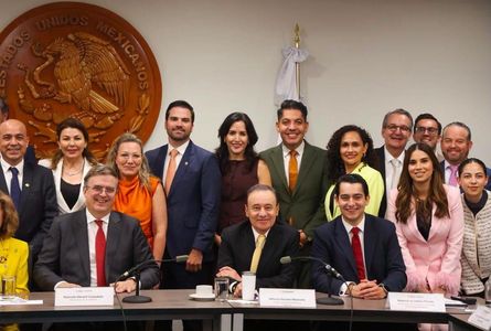 Gobernador Durazo y Gobierno Federal impulsan estrategia económica conjunta para detonar inversión en Sonora