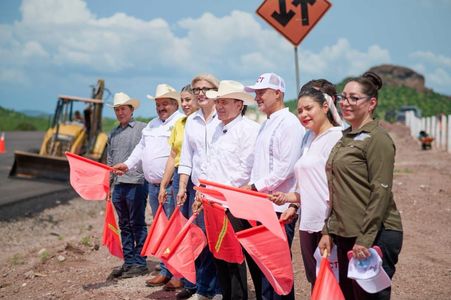 Con apoyo de Gobierno Federal, Durazo arranca modernización de cinco tramos carreteros Guaymas-Chihuahua