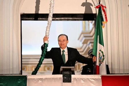 Historia, orgullo y celebración; Gobernador Durazo conmemora junto a miles de sonorenses el 216 aniversario de la Independencia