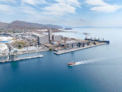 Gobernador Durazo transforma Puerto de Guaymas en la plataforma logística y comercial del noroeste del país